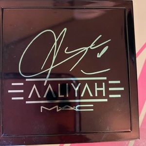 Mac eye shadow palette.